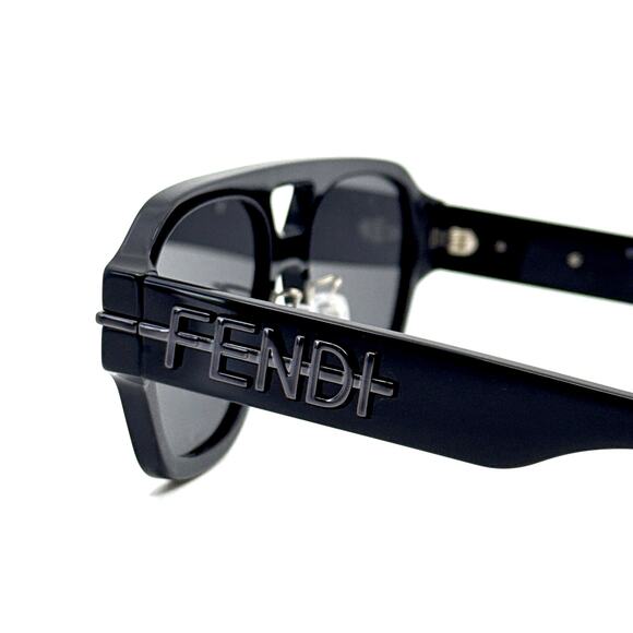 NEW!!!  FENDI Sunglasses FE40130F 01A Authentic - Picture 7 of 11